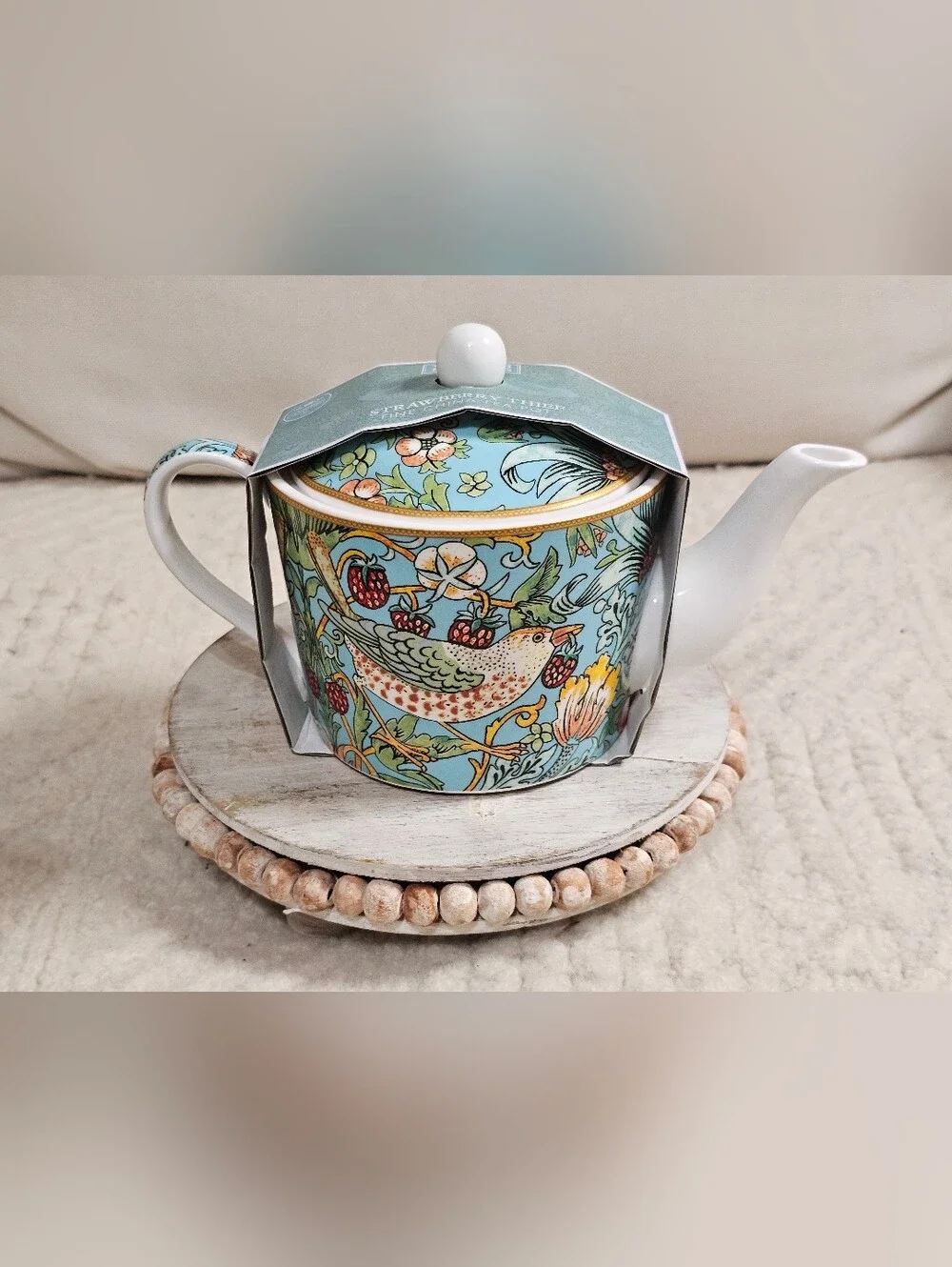 The Leonardo Collection William Morris Strawberry Thief Tea Pot Viral